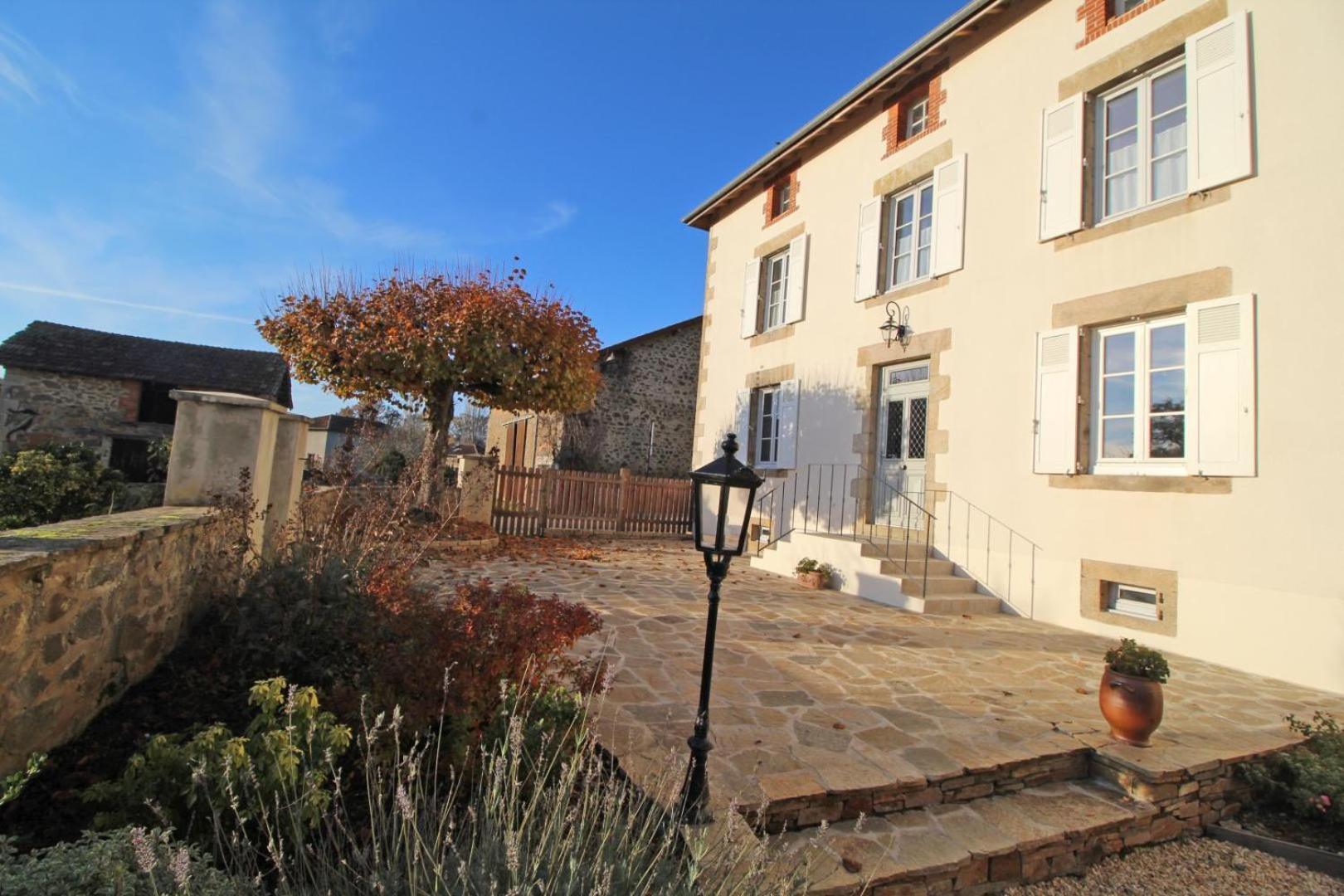La Maison D'Eugenie Jourgnac Exterior photo